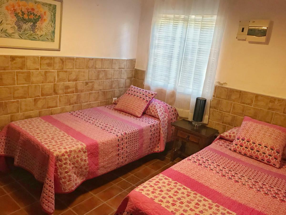 Villa Las Mercedes 内尔哈 外观 照片